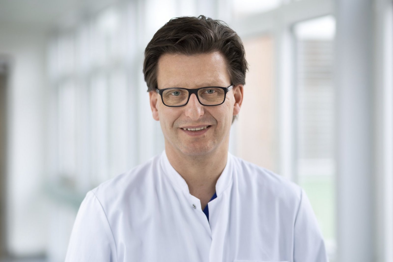 Dr. Dirk Stunneck